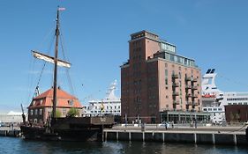 Meerblick, Balkon Und Private Sauna Im Historischen Getreidespeicher