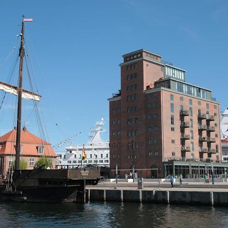 Meerblick, Balkon Und Private Sauna Im Historischen Getreidespeicher Wißmar Exterior foto