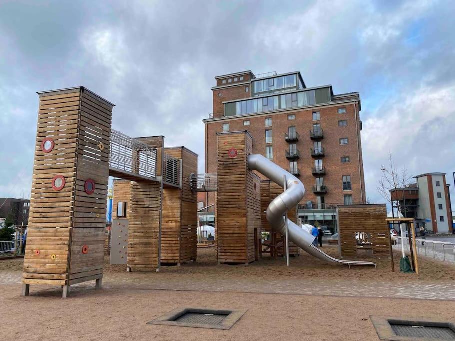 Meerblick, Balkon Und Private Sauna Im Historischen Getreidespeicher Wißmar Exterior foto